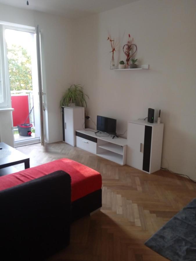 Apartman Mirabella Brno Bagian luar foto